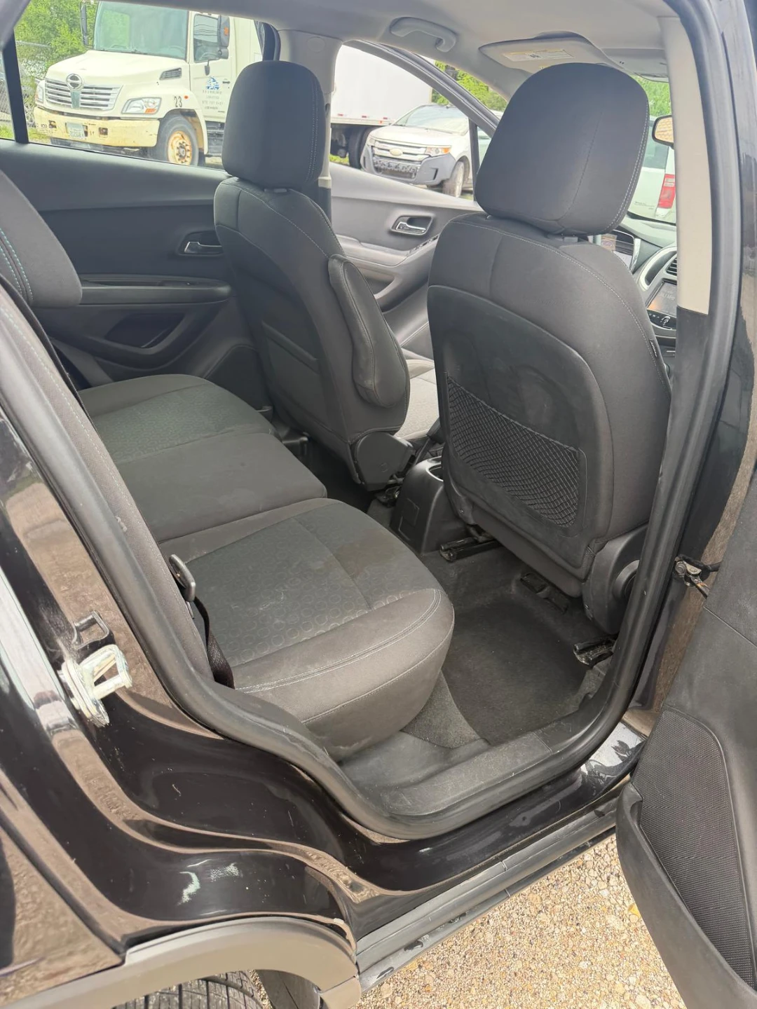 Black Chevrolet Trax LS 2015 - photo 3