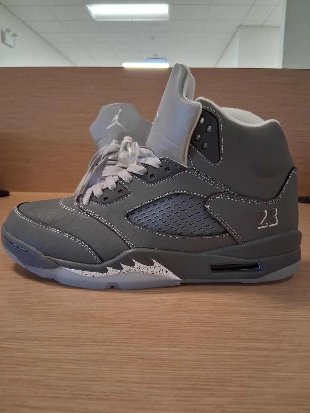 Air Jordan 5 Retro Cool Grey - photo 3