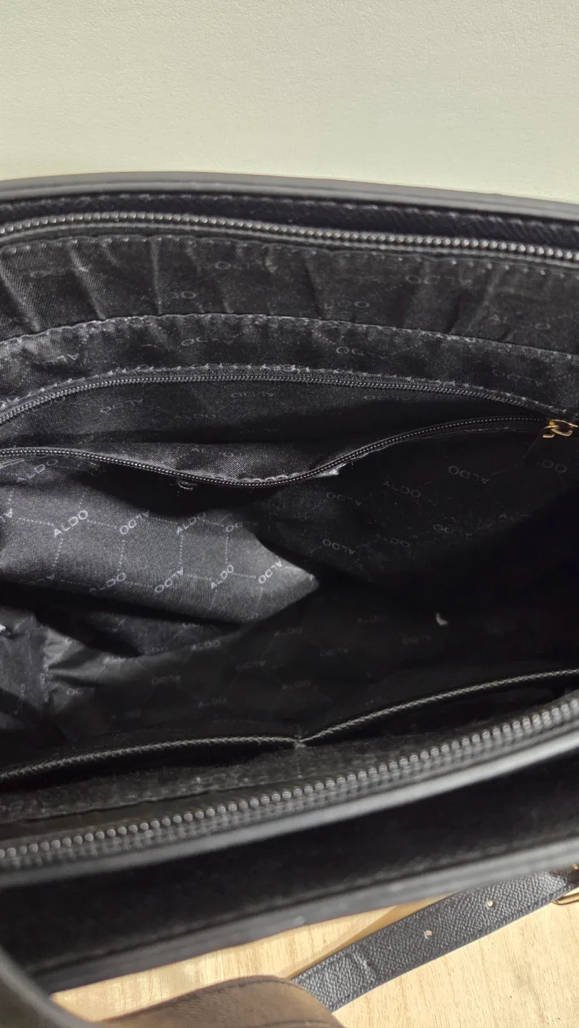 ALDO Black Faux Leather Tote Bag with White Pouch - photo 4