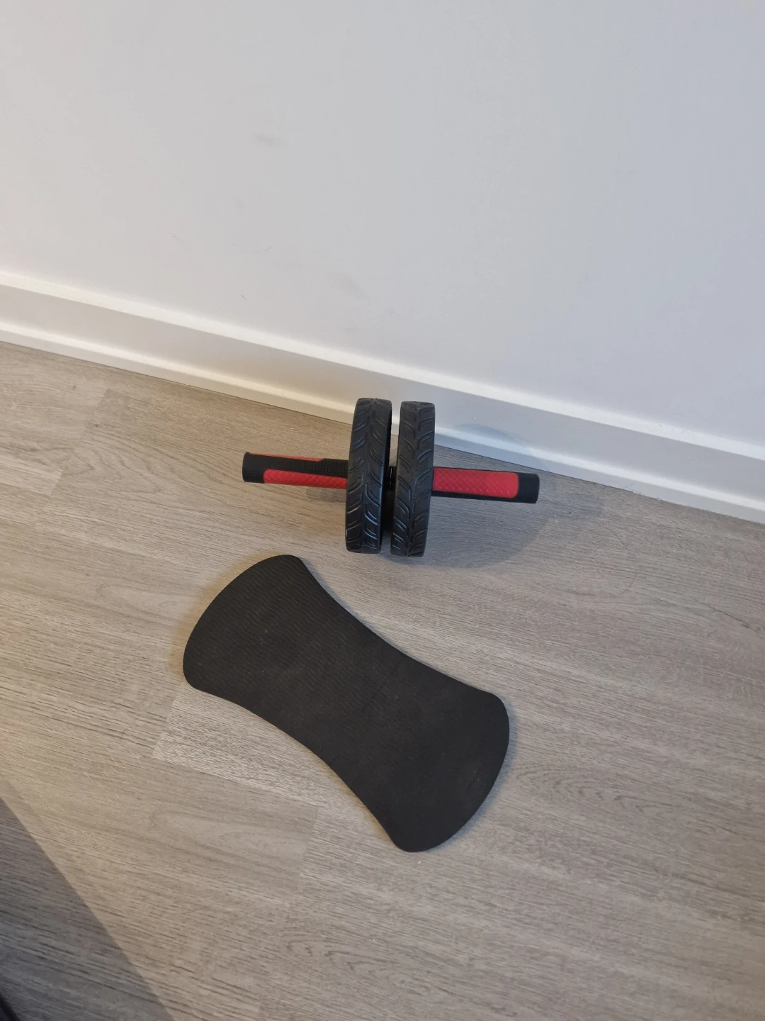 Ab Roller Wheel with Knee Pad