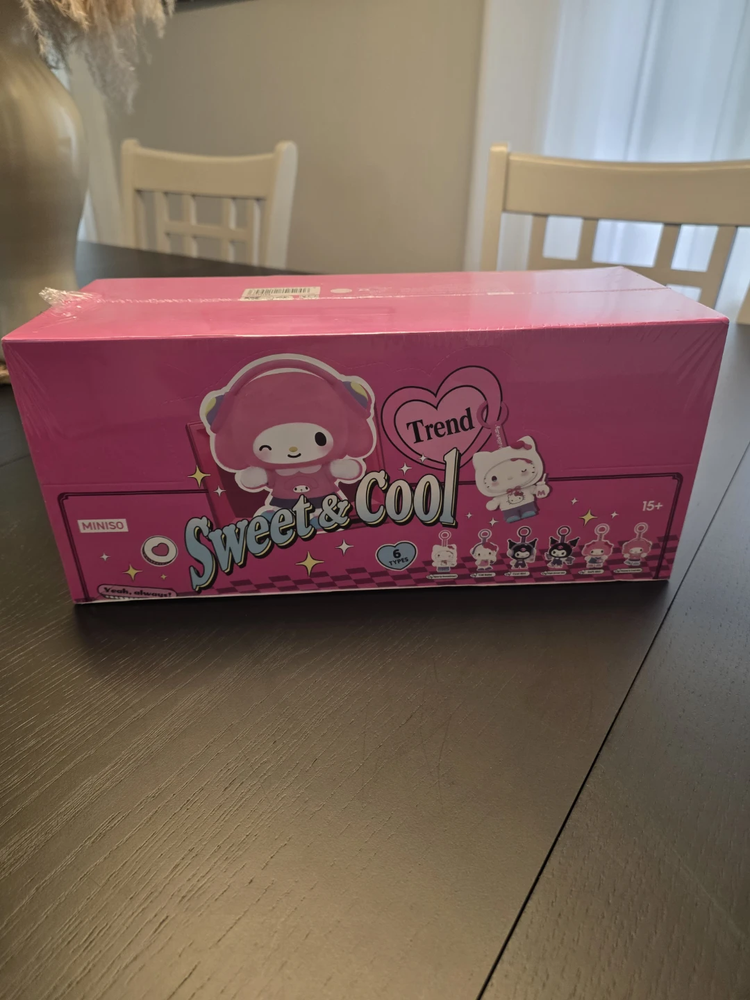 MINISO Hello Kitty & Friends Sweet & Cool Blind Box PACK OF 8!