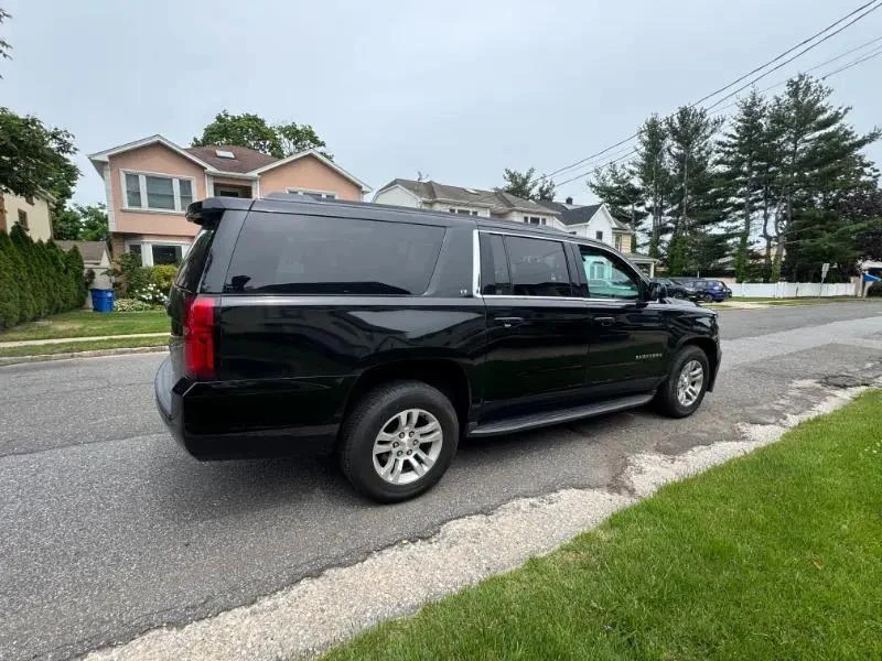 2919 CHEVROLET SUBURBAN 1500 LT AWD - photo 4