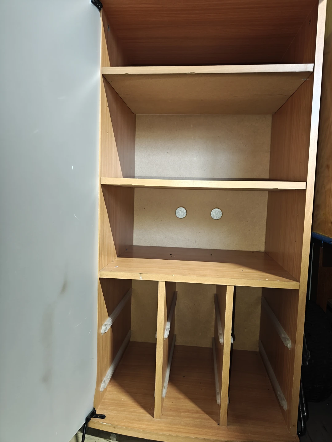 Wooden cabinet with frosted glass door - photo 3
