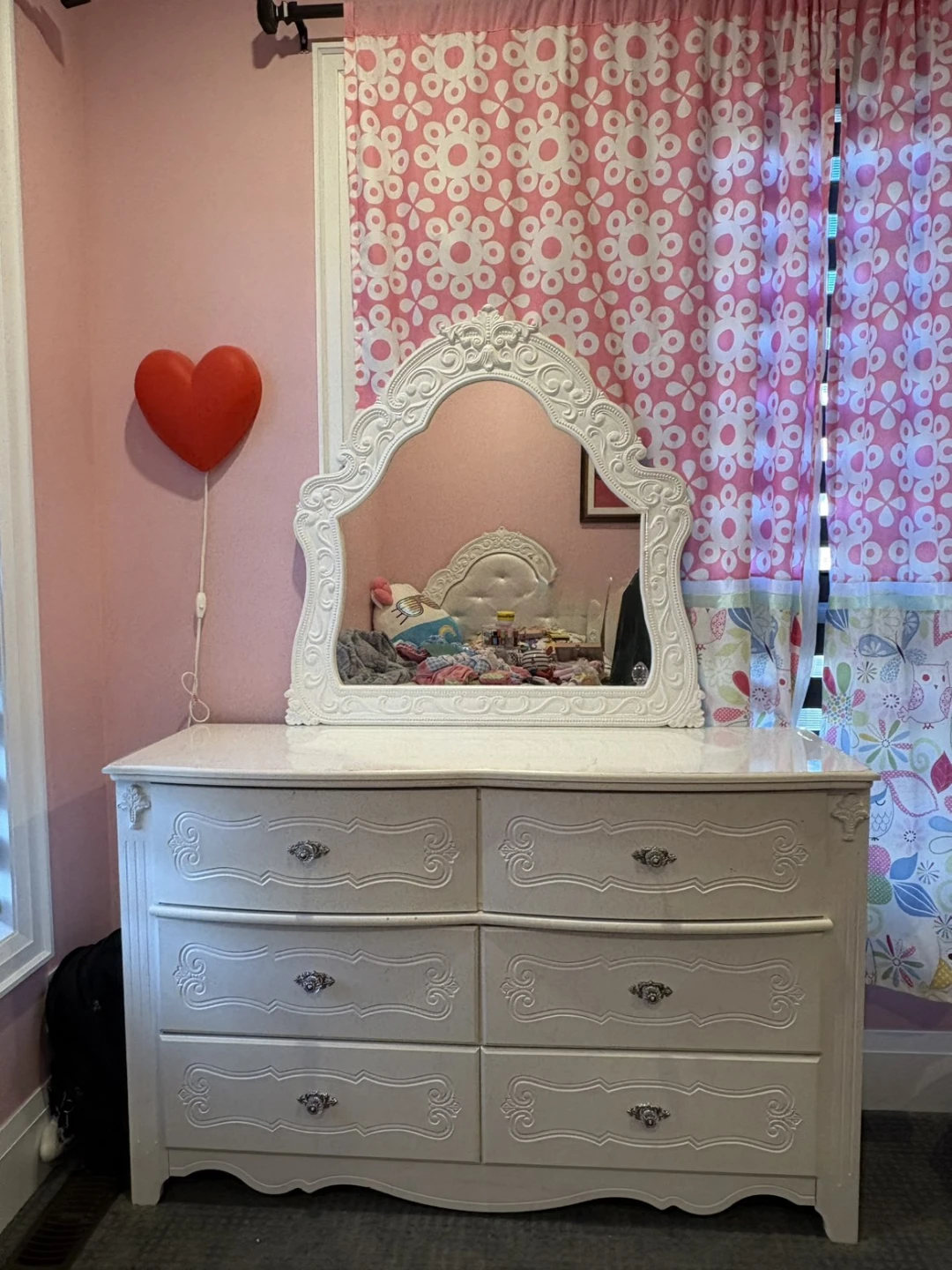 White Dresser with Mirror, 6 big drawers