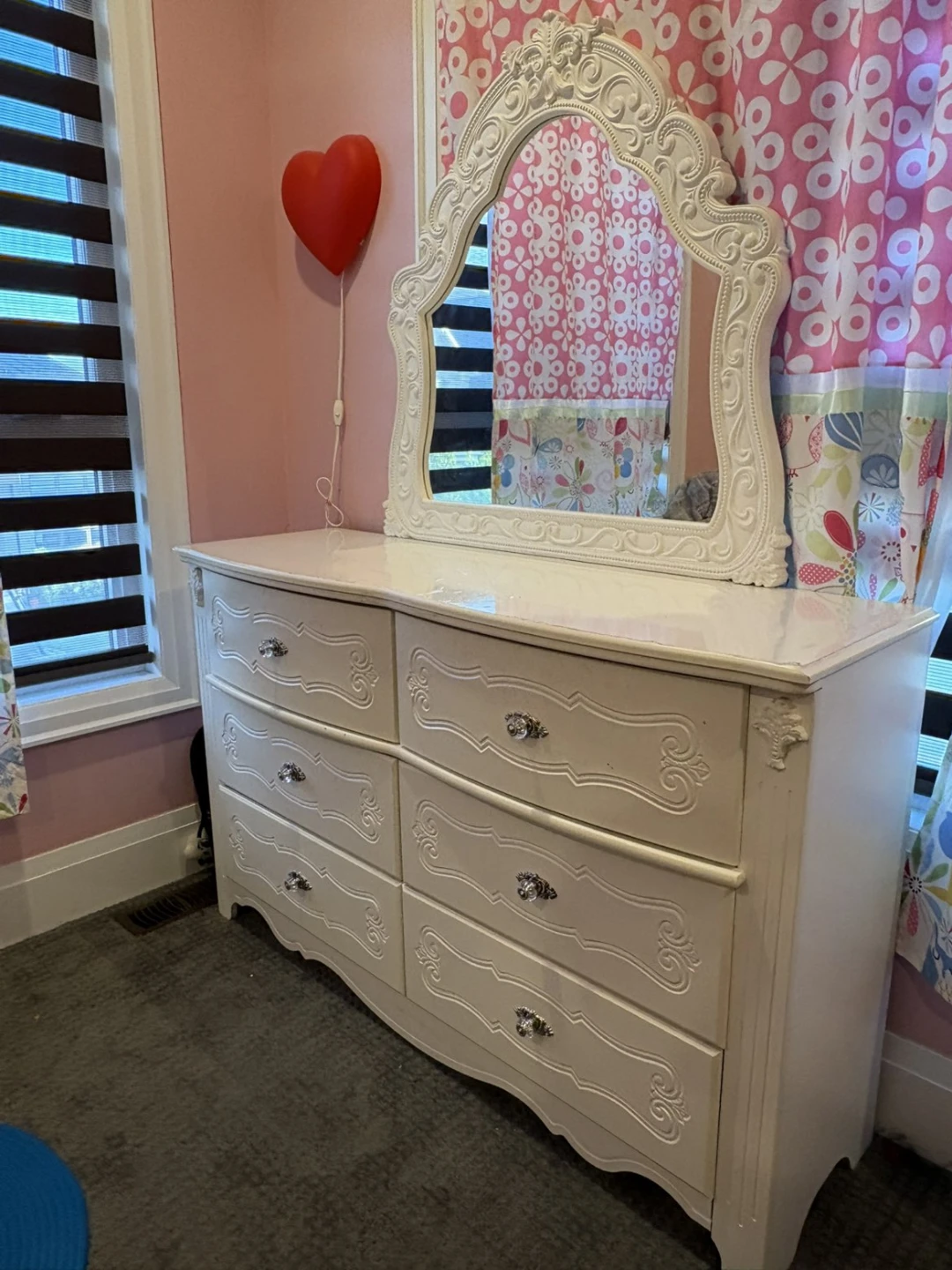 White Dresser with Mirror, 6 big drawers - photo 3