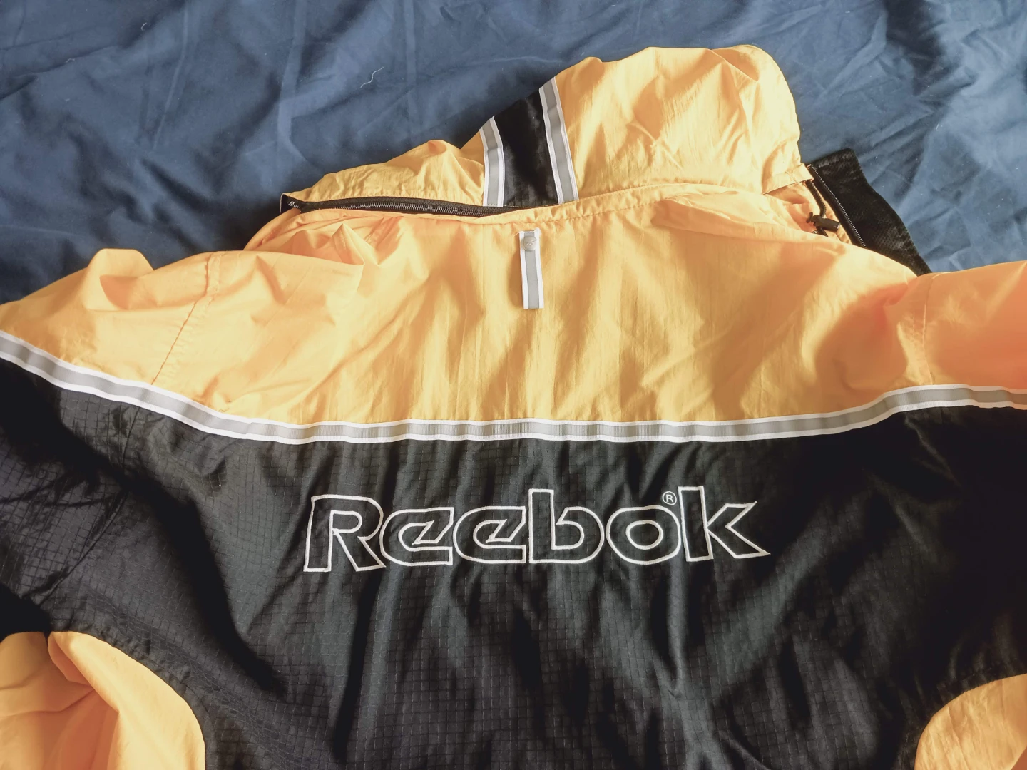 ⚽  Reebok Windbreaker Jacket Yellow Black