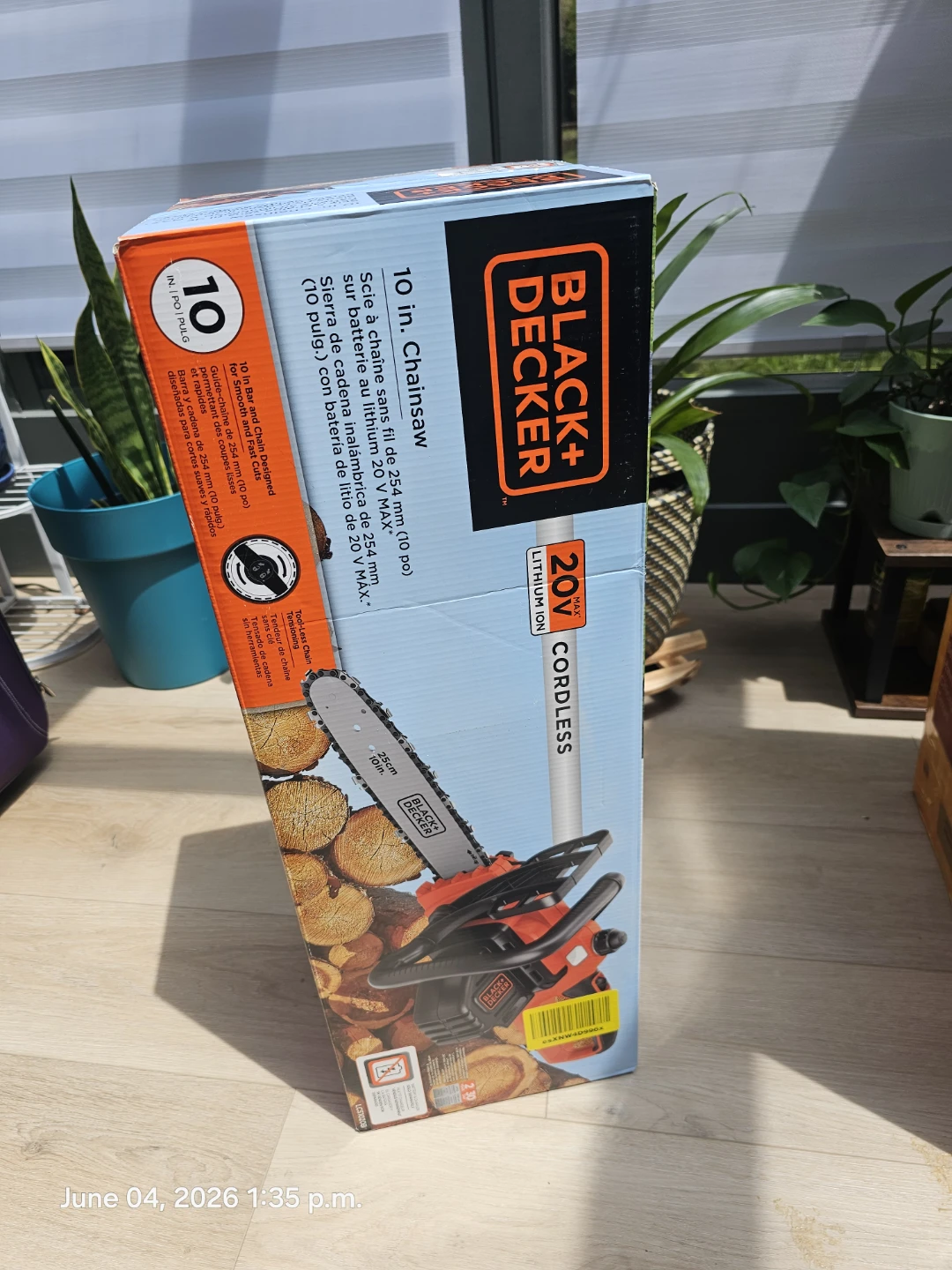 Black+Decker 10 in. Cordless Chainsaw LCS1020B