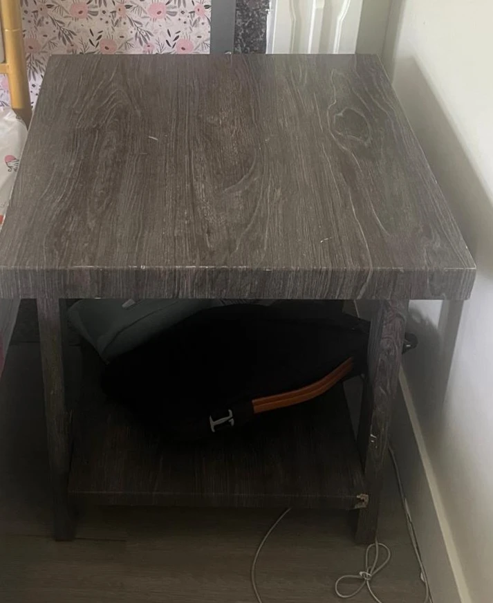 Dark Wood Grain Tables