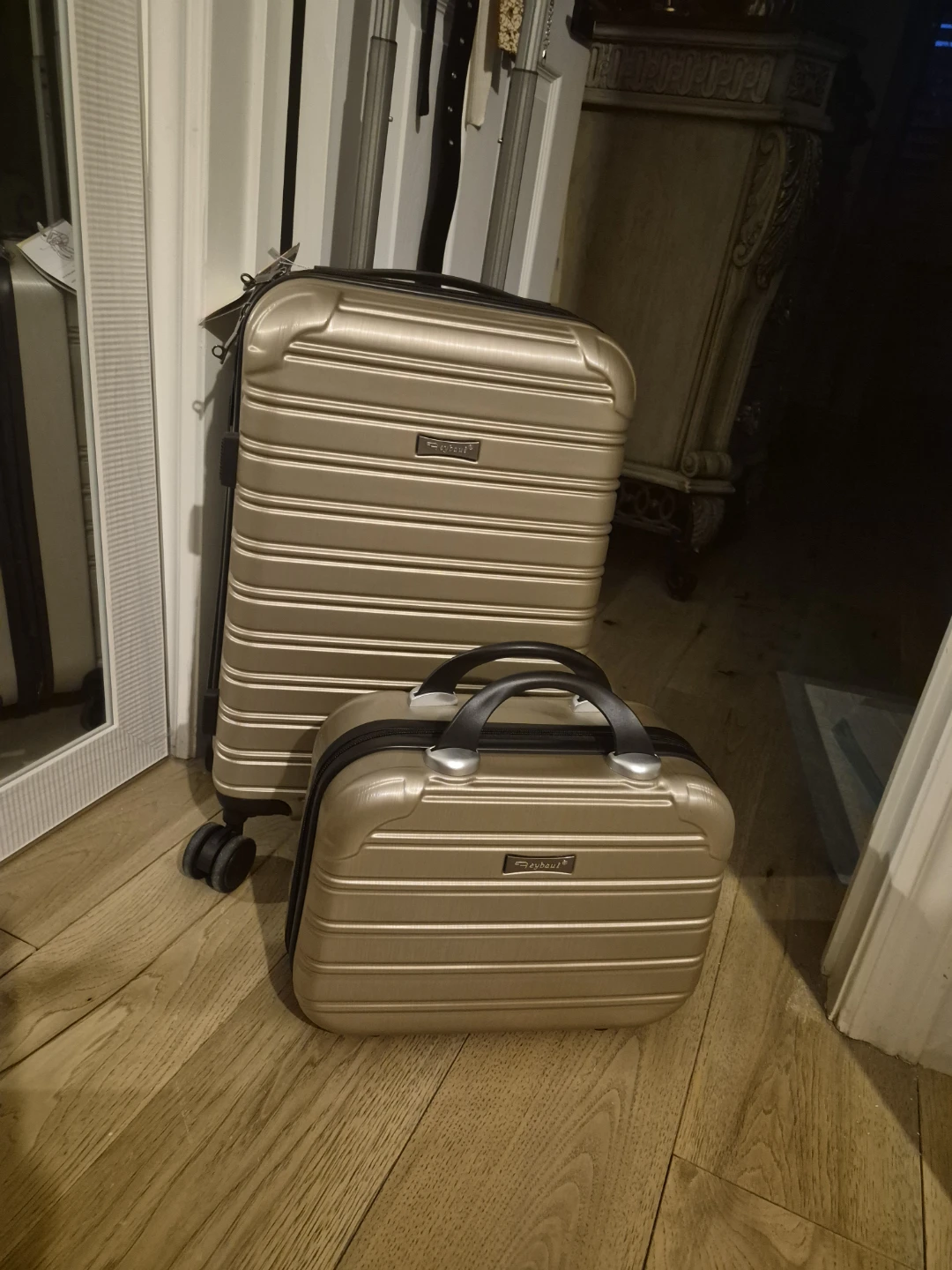 2 Brand new carry-on luggage - photo 2