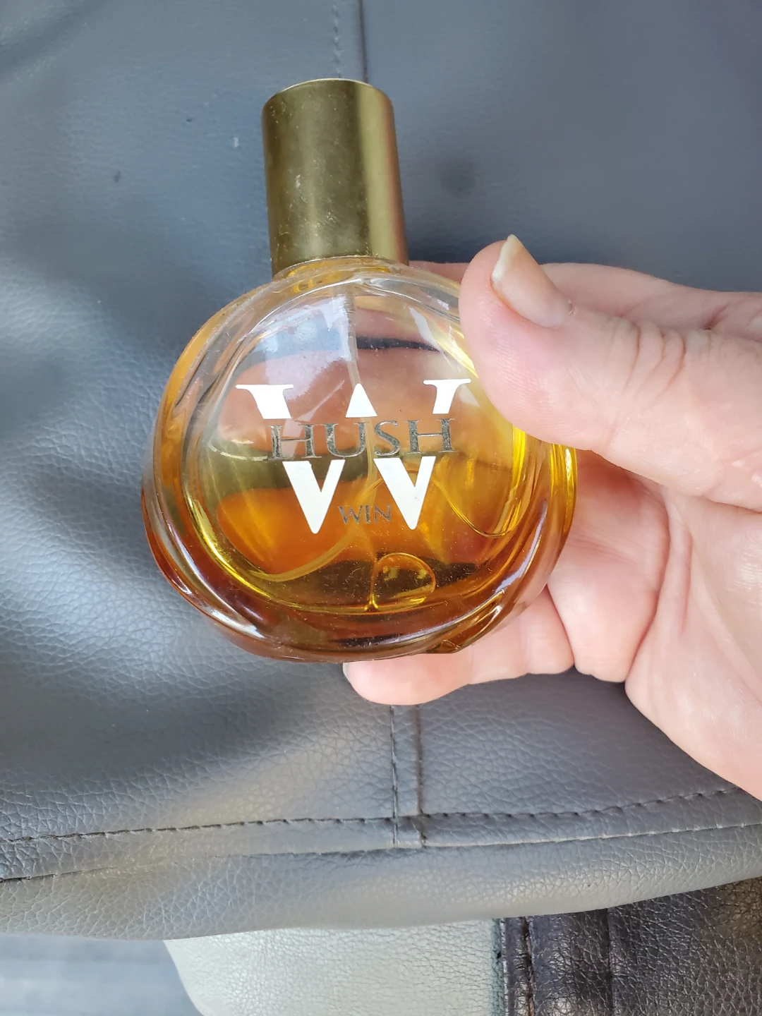 Hush VV Perfume Bottle - photo 4