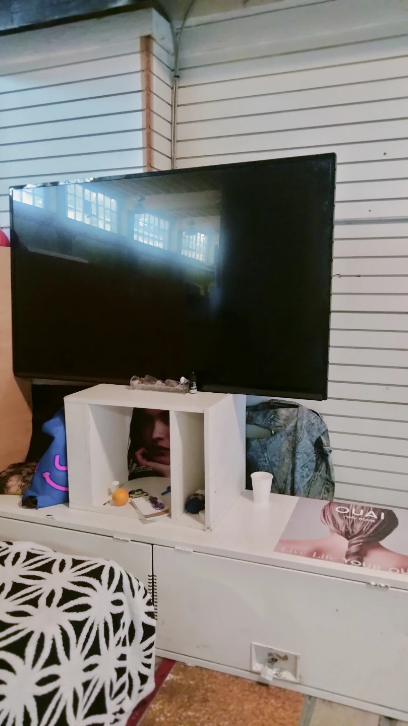 NEC LCD TV E654 60"inch