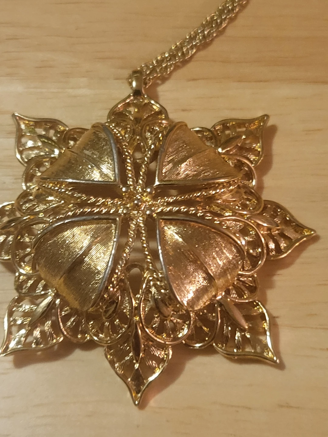 Gold Tone Signed Vintage  "Monet" Pendant Necklace - photo 2