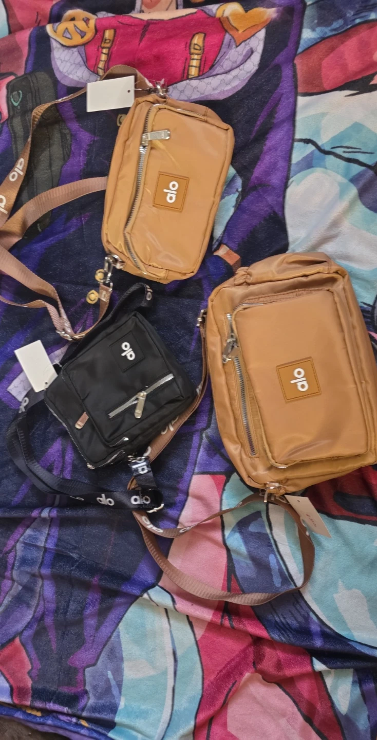 Lululemon, Alo, longchamp - photo 5