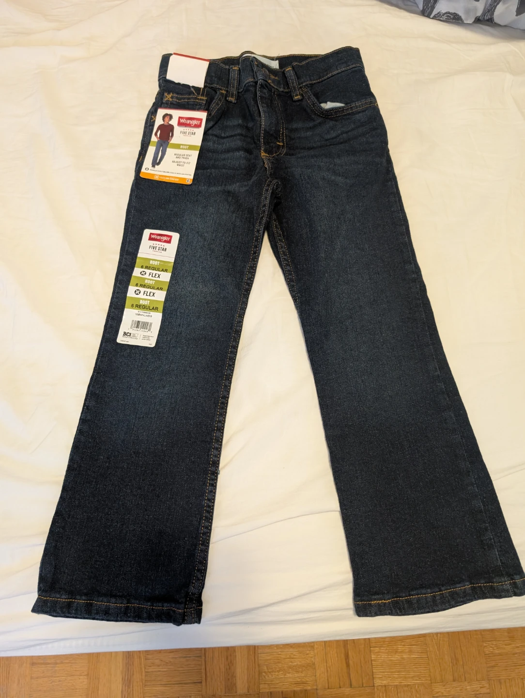 Wrangler Five Star Boot Cut Jeans - Size 6 Regular