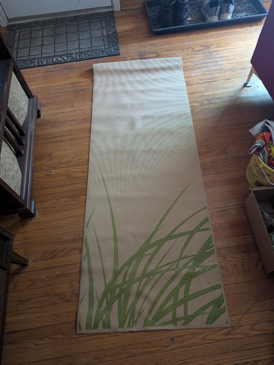 Yoga Mat with Grass Design