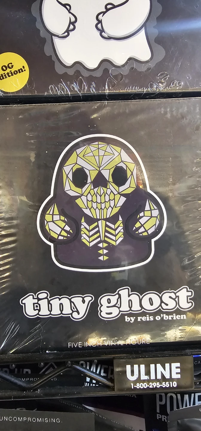 Tiny Ghost by Reis O'Brien Vinyl Figure - photo 5