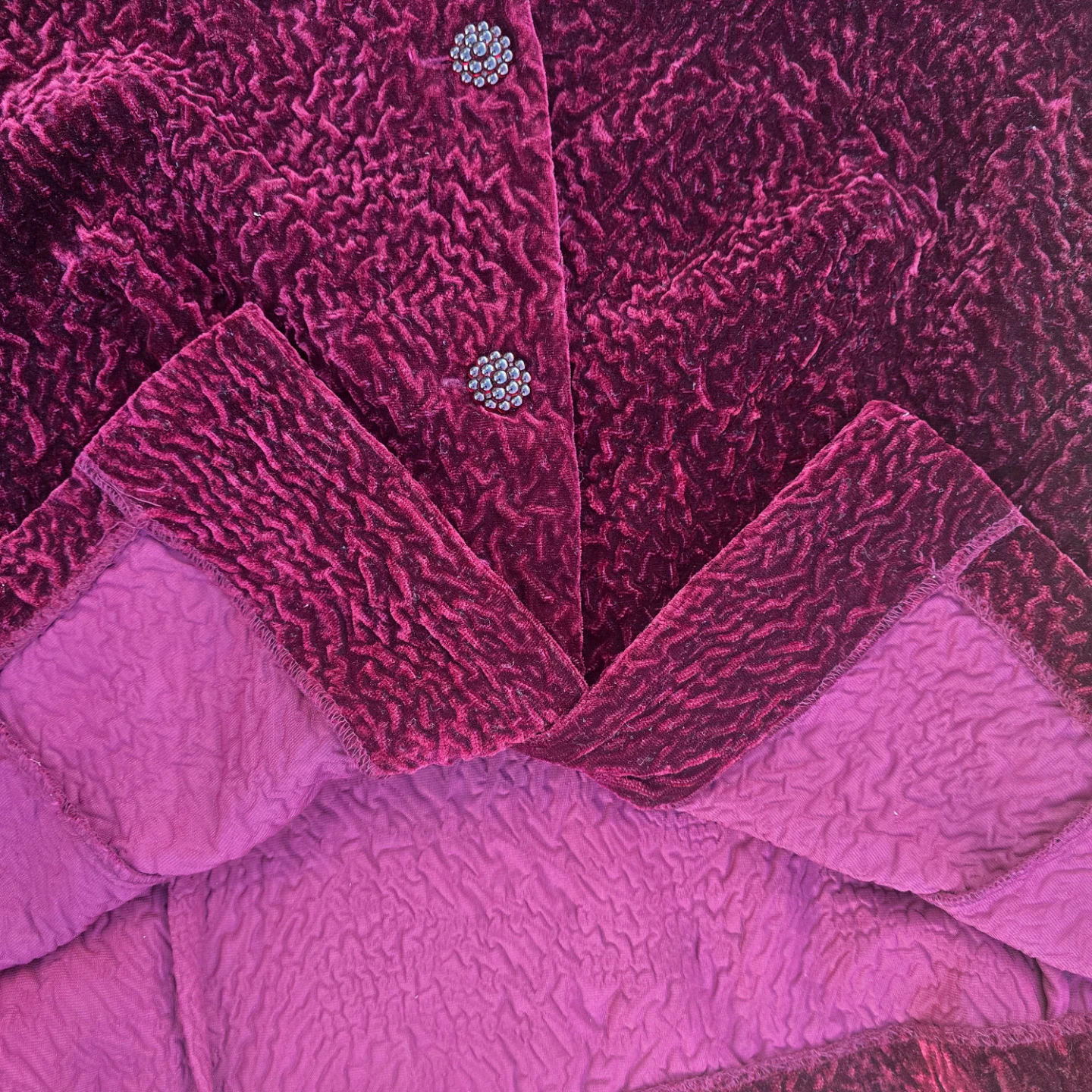 Vintage Burgundy Velvet Blouse/Blazer in size XL - photo 3