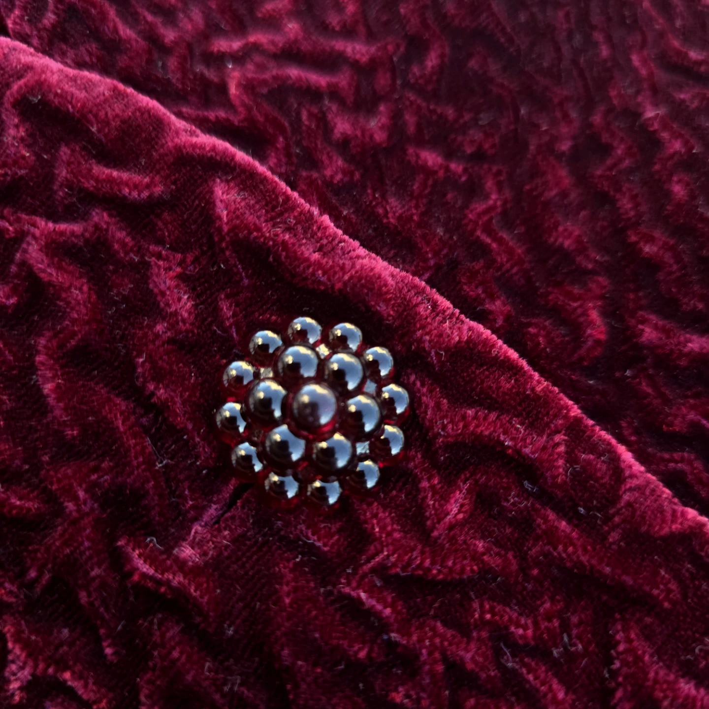 Vintage Burgundy Velvet Blouse/Blazer in size XL - photo 4