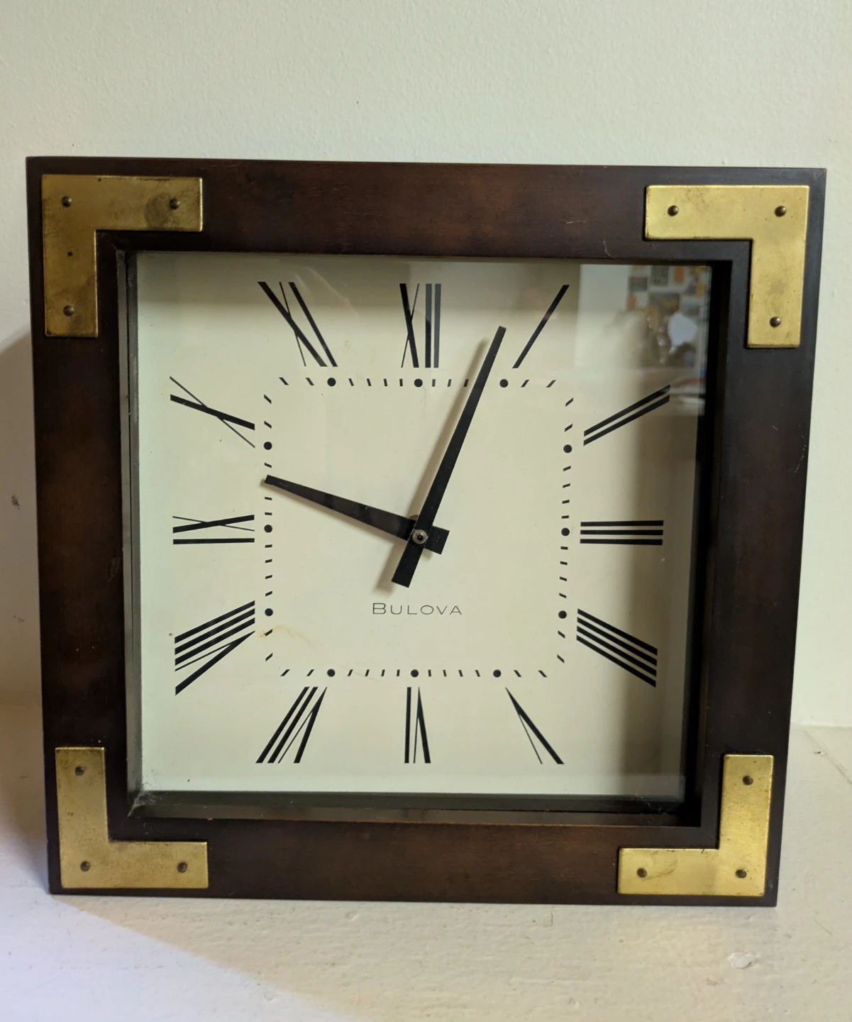 Vintage Bulova Wooden Mantel Clock