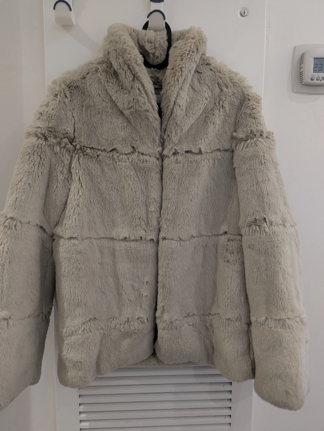 Babaton Faux Fur Coat - photo 4