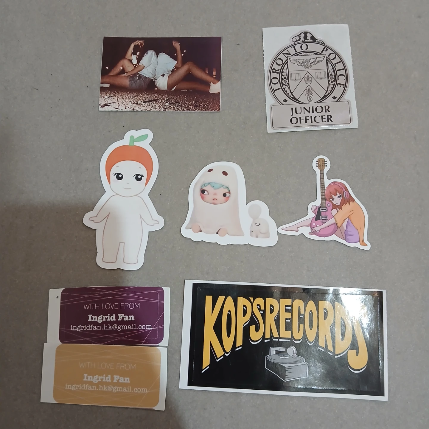 ⚽ Random Stickers