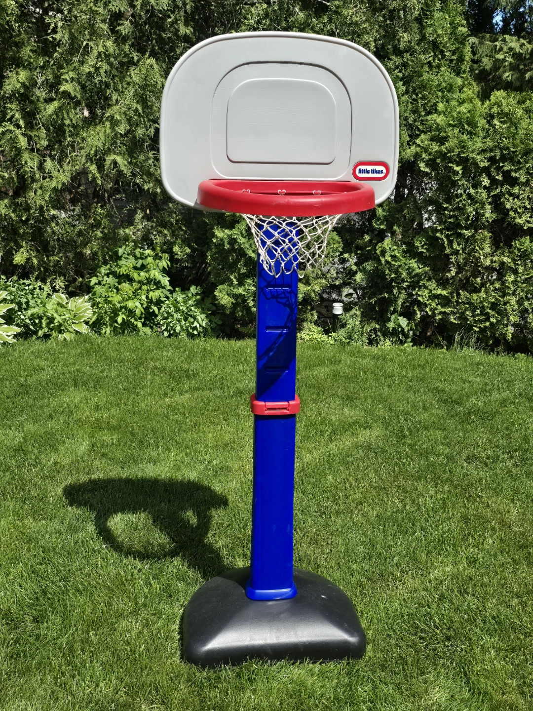 Little Tikes Adjustable Basketball Hoop