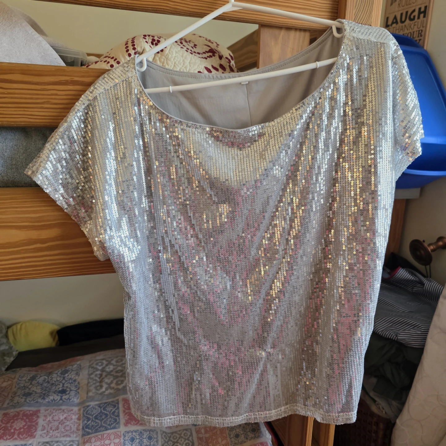 Silver Sequin Short Sleeve Top.Small