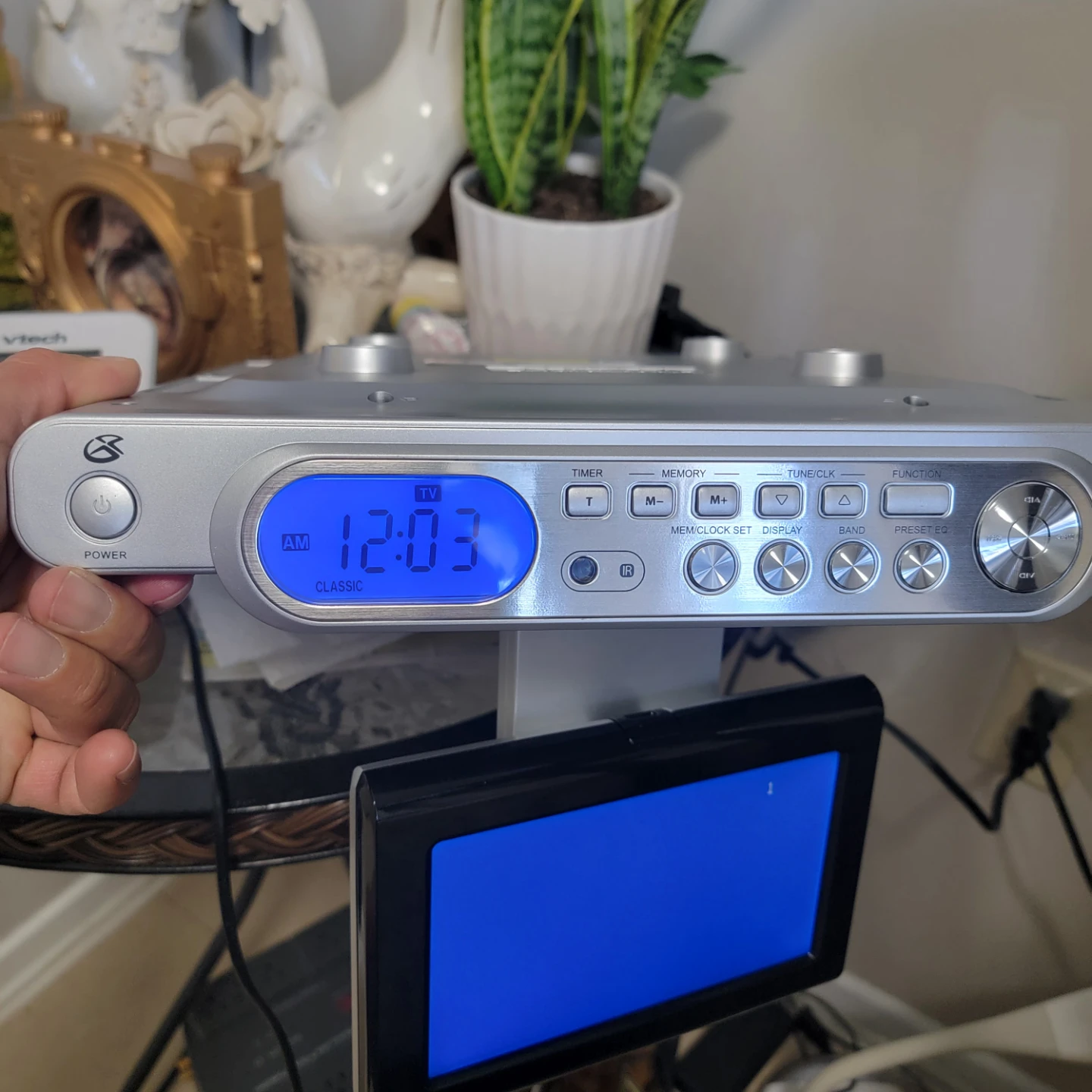 GPX AM/FM Clock Radio screen lcd with Remote