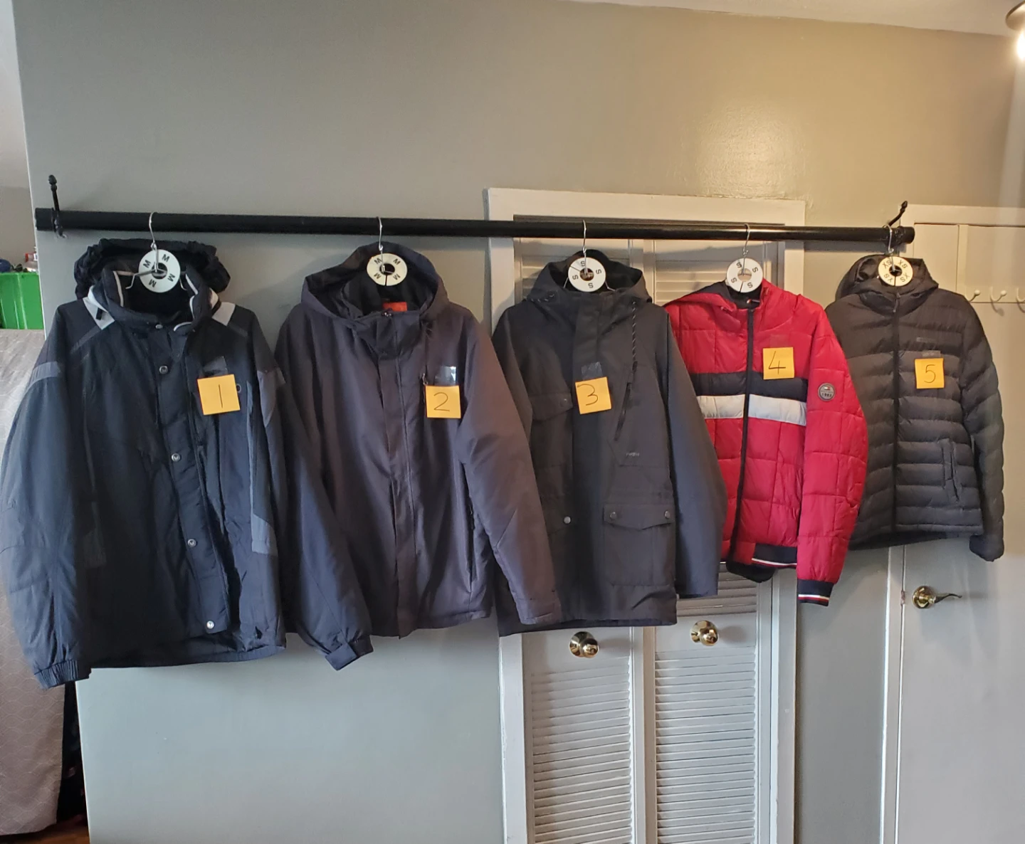 Men's  / Women's Winter Jackets all size - photo 5