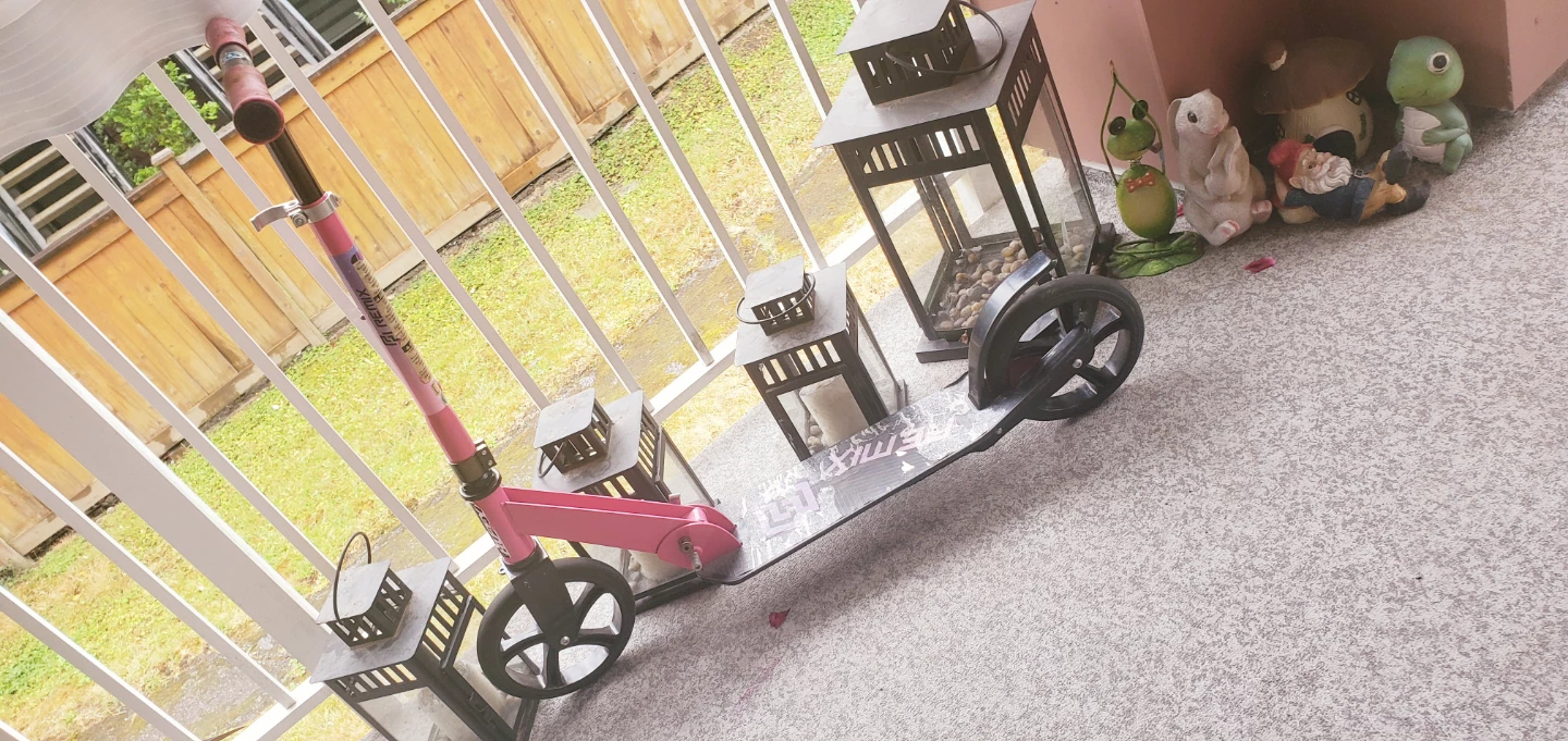 Pink Adjustable Scooter – Great Condition