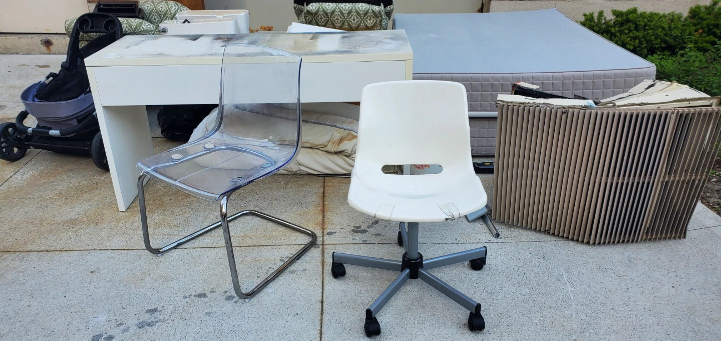 White Office Chair with Wheels