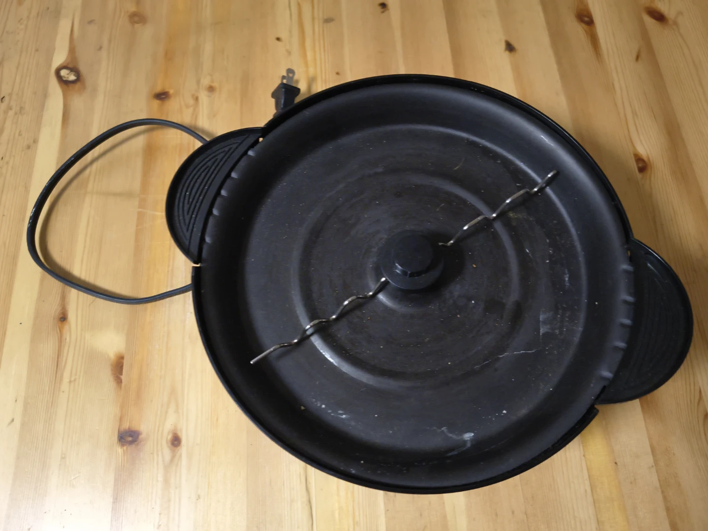 Electric Griddle with Lid