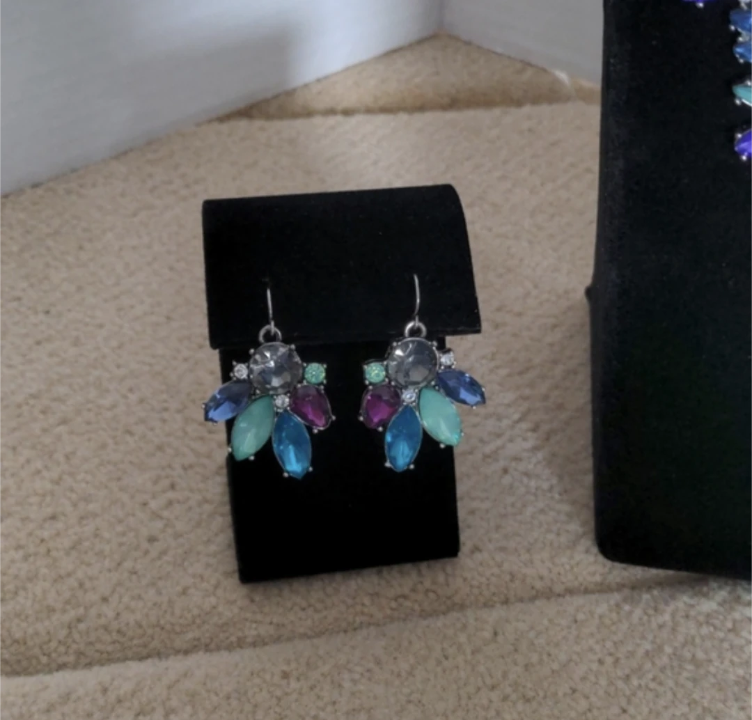 Statement Necklace and Earrings Set - photo 2