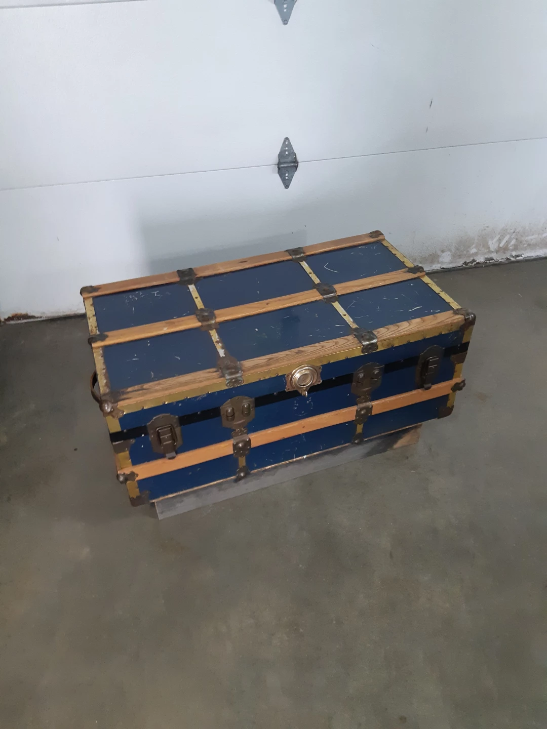 Antique steam trunk - photo 2