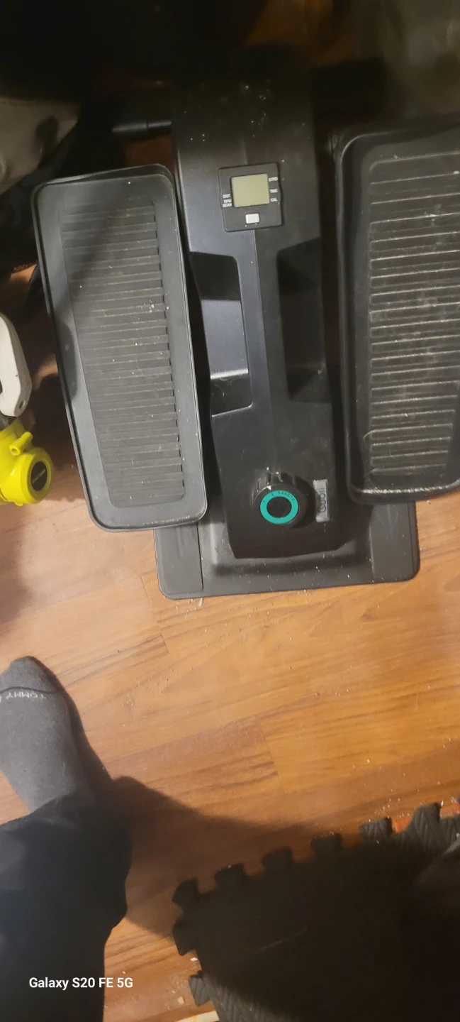 Cubii Compact Under Desk Elliptical F3A2 - photo 3