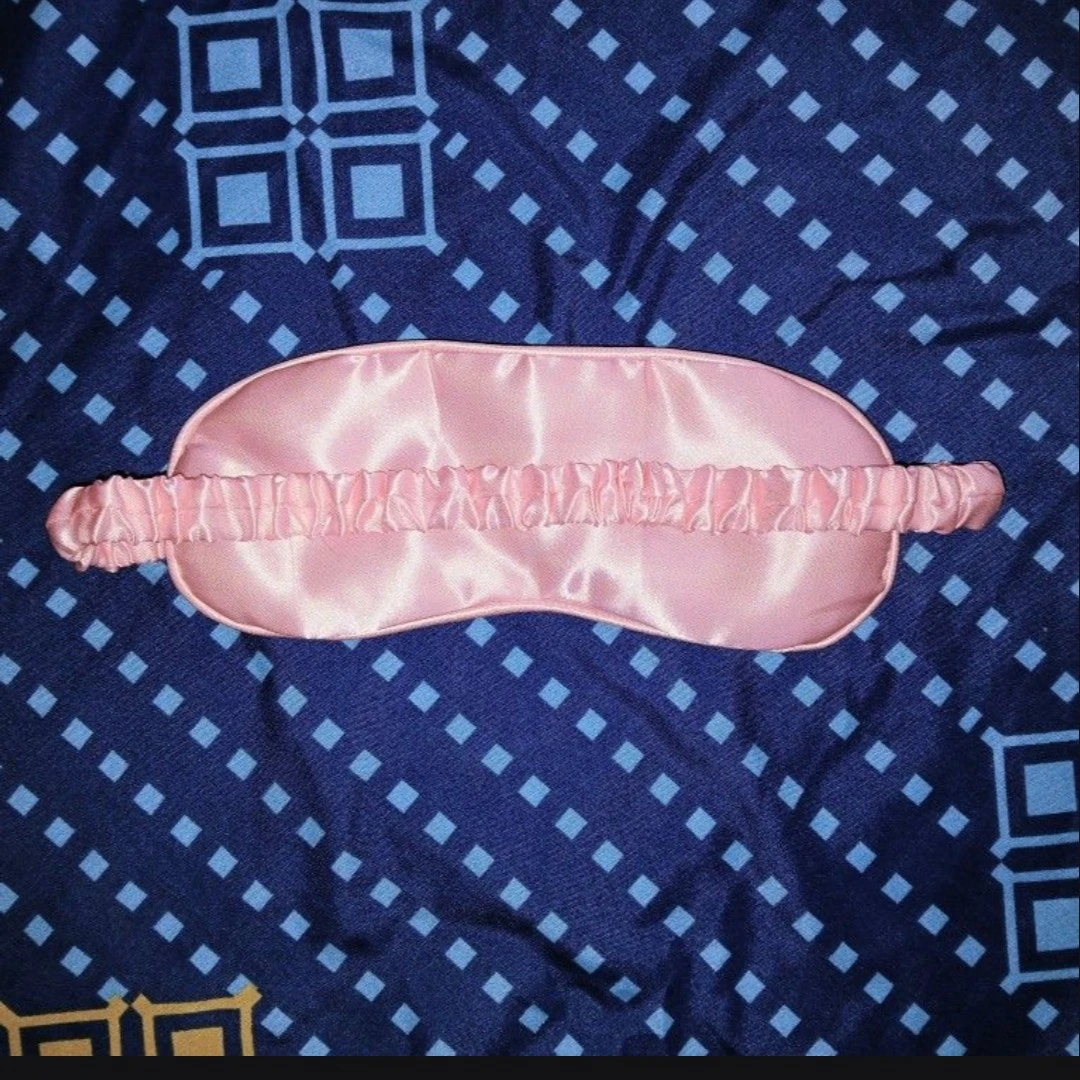 Pink Satin Eye Mask ⚽