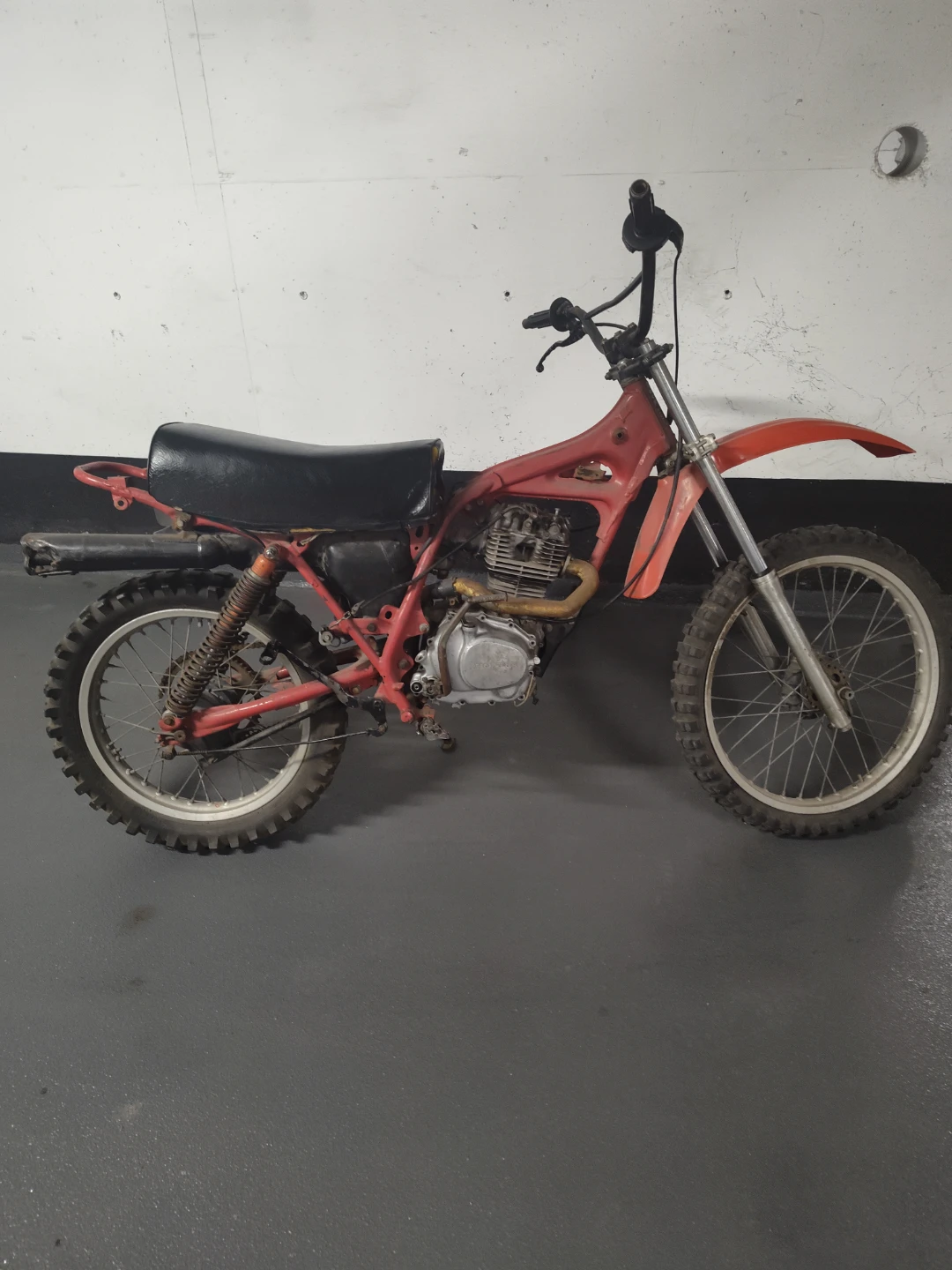 1979 Honda Xr 200 Dirt Bike (project bike)