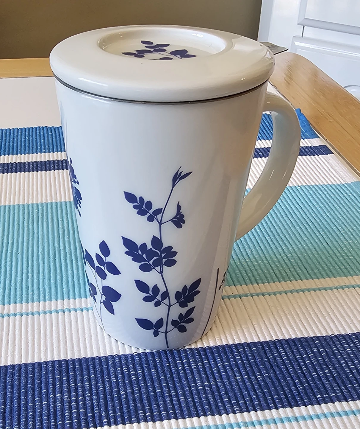 DAVIDsTEA Mug with Infuser and Lid