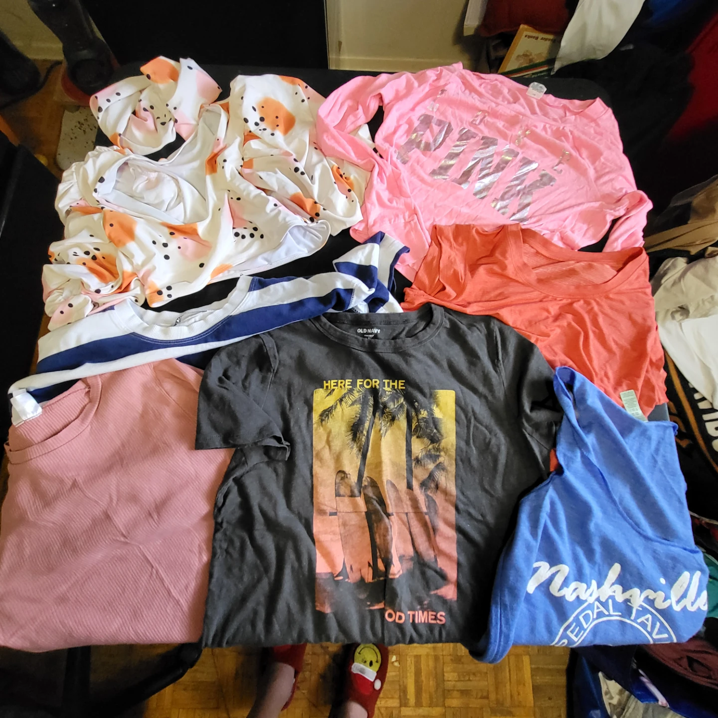 7 Assorted Ladies Tops - Size S