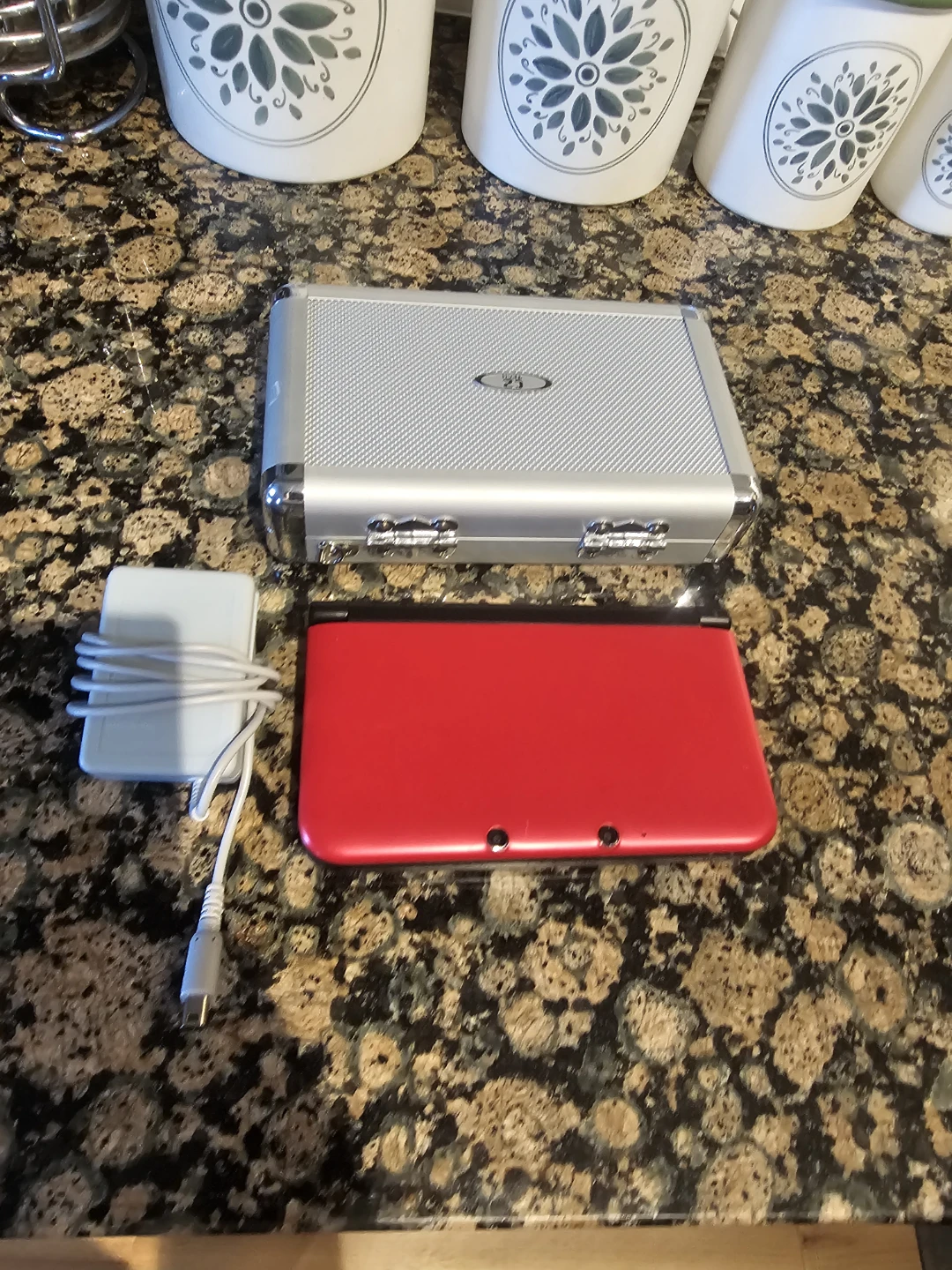 Nintendo 3Ds XL Red Edition Modded