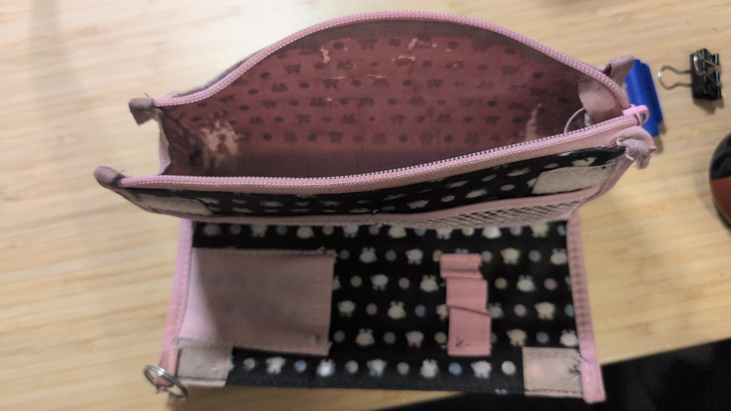 ⚽ Pink Sheep Pencil Case - photo 3