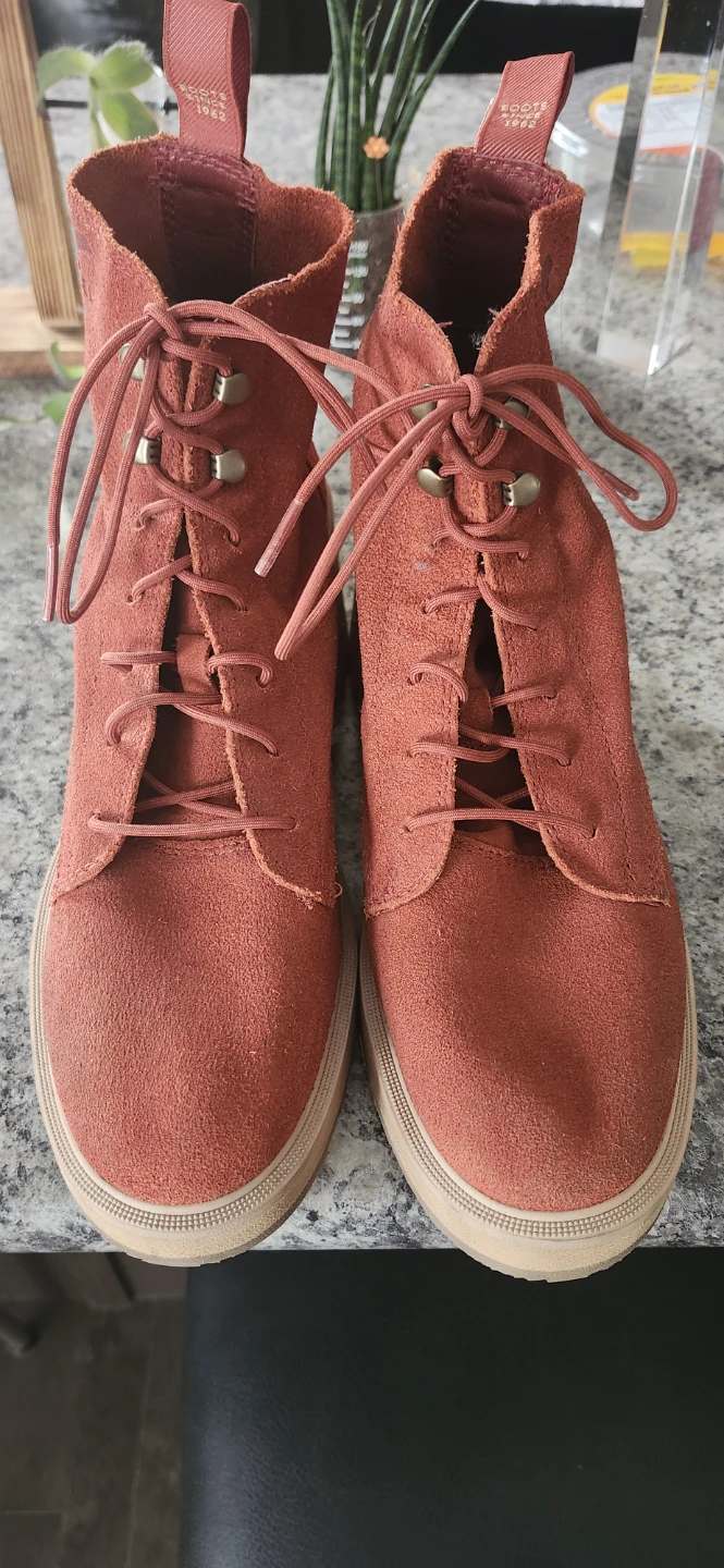 Women's boots