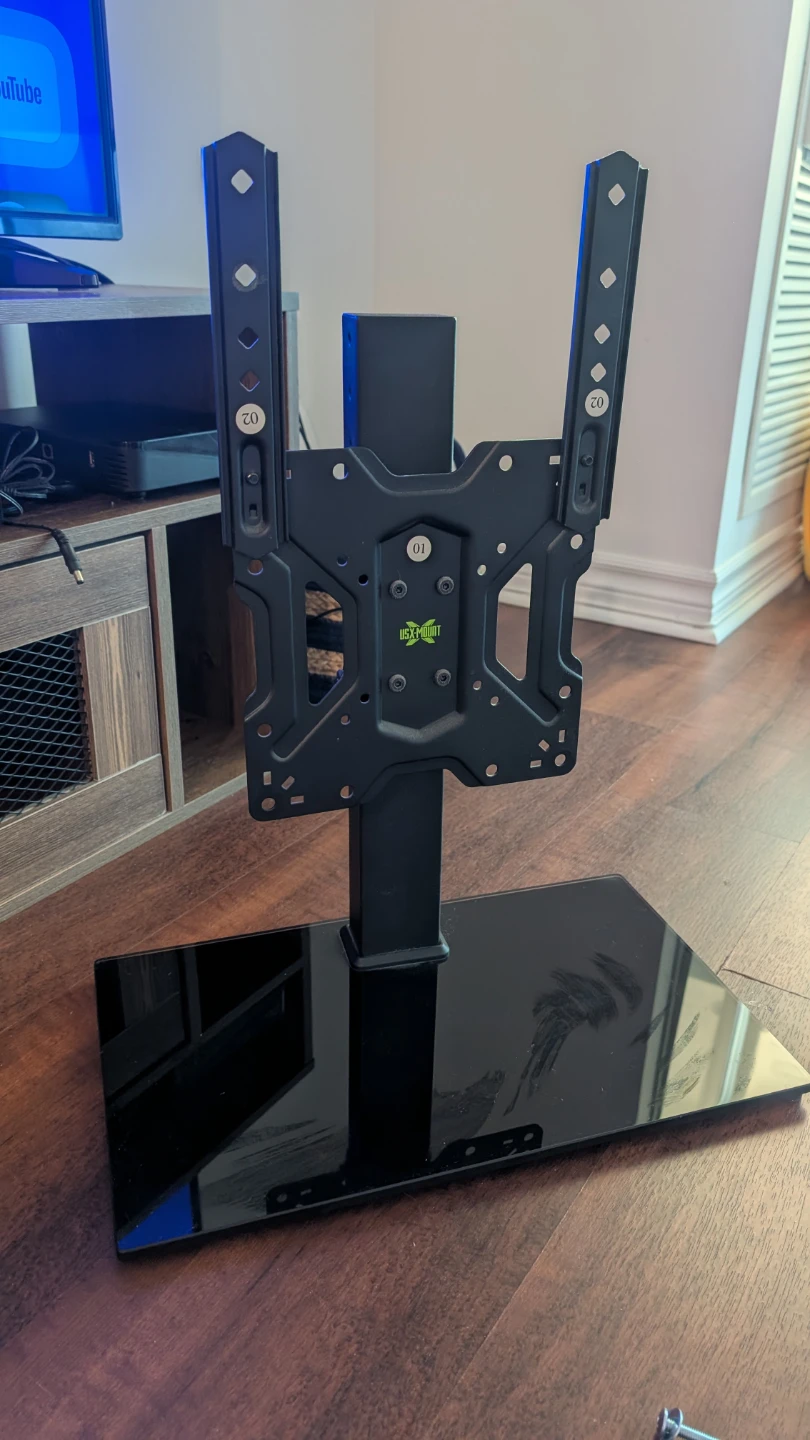 USX Mount TV Stand