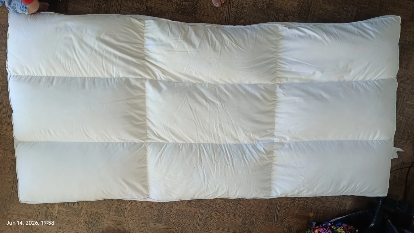 Down Featherbed mattress topper -- Twin size - photo 2