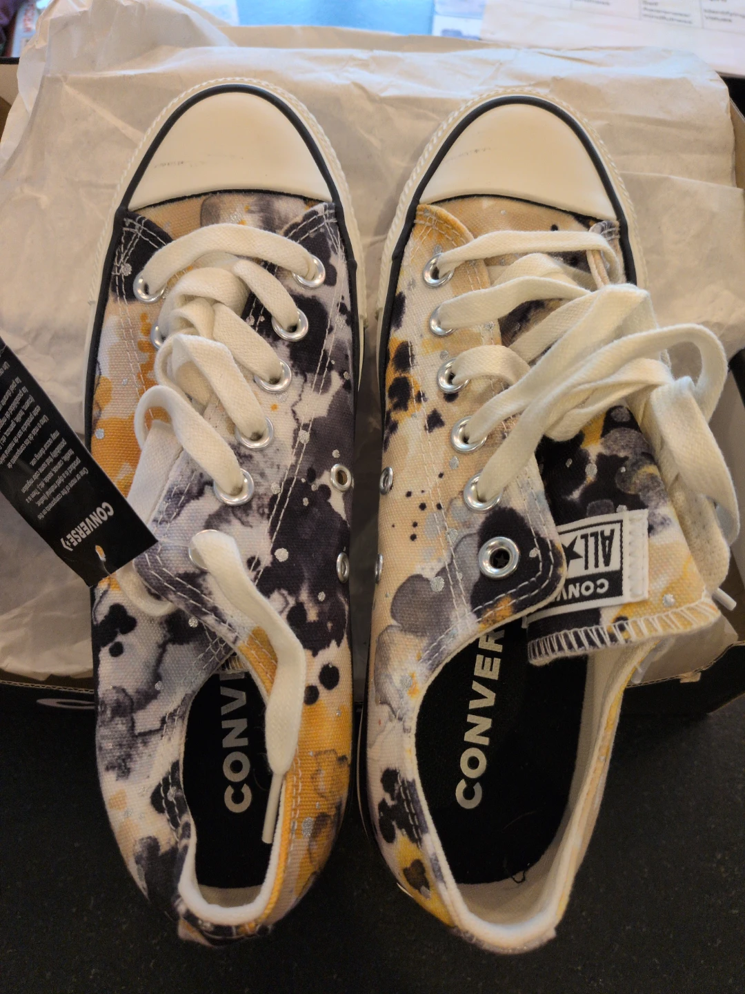 Converse Chuck Taylor All Star, Women's 6.5 - photo 3