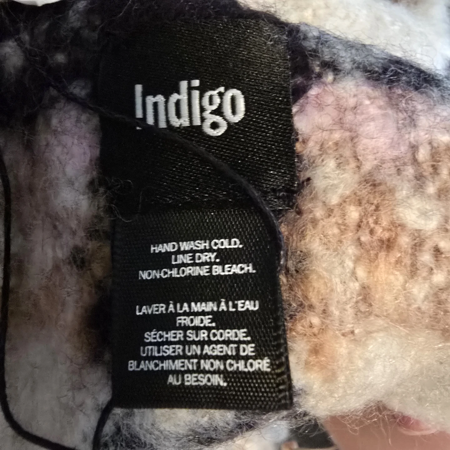 BNWT Indigo Plaid Cozy  Scarf - photo 3