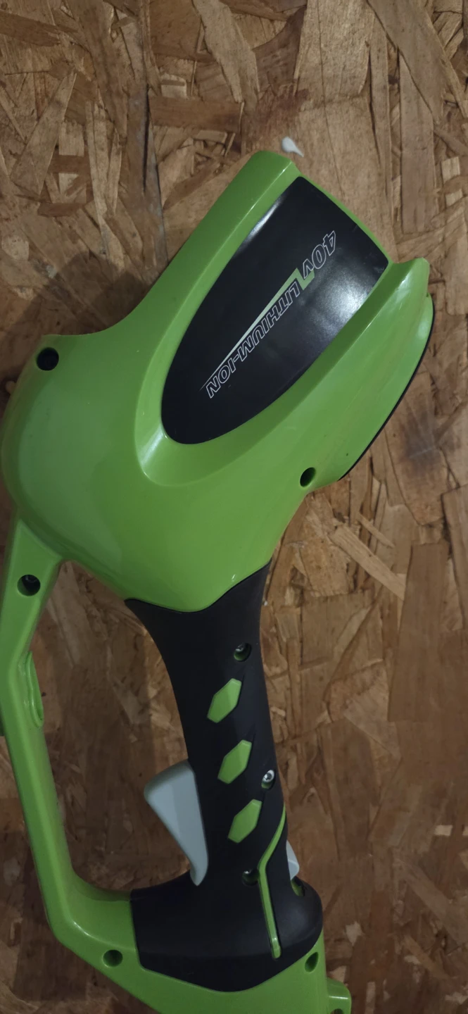 Greenworks 40V Lithium-Ion String Trimmer 13" - photo 2