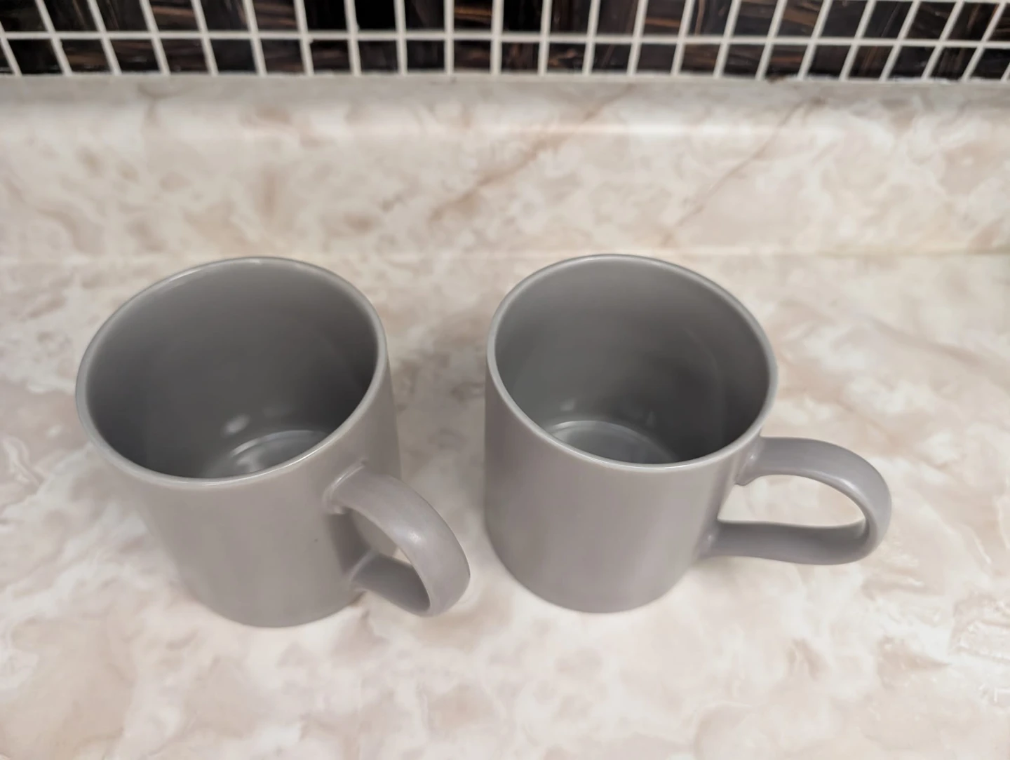 Set of 2 Grey Ceramic Mugs - photo 2