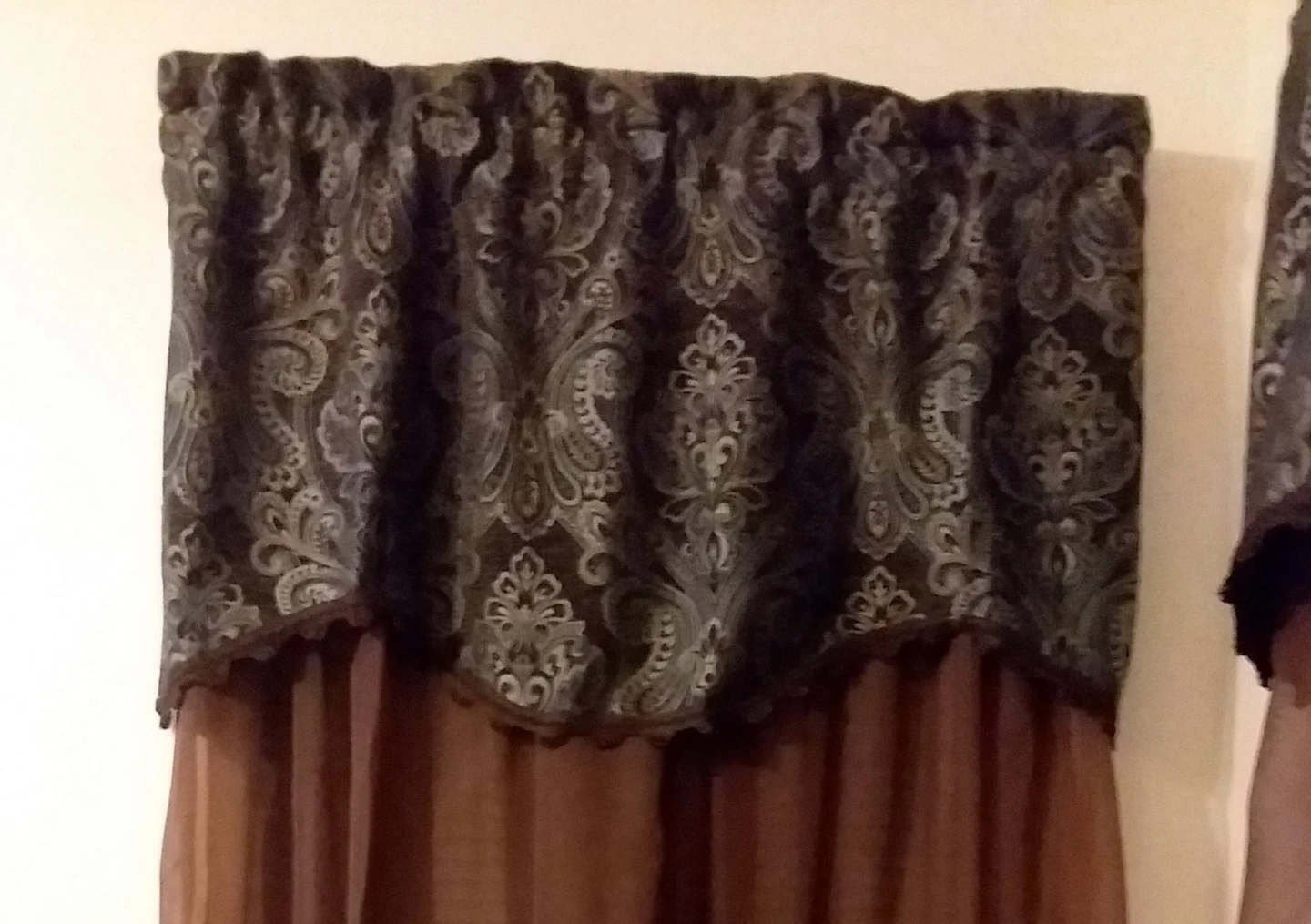 Damask Valances - photo 3