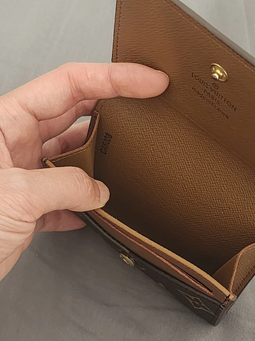 Louis Vuitton Monogram Canvas Card Holder - photo 3